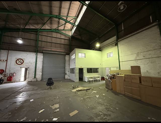 3,544M² WAREHOUSE TO LET IN EPPING INDUSTRIAL